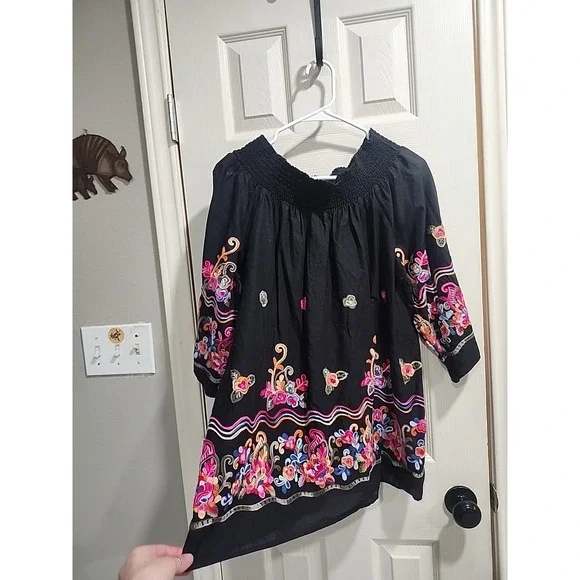 Studio West Apparel XL Boho Peasant Top Black Multicolor Embroidered Tunic - Picture 5 of 10